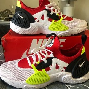 Nike Huarache E.D.G.E. Txt Sz. 10.5